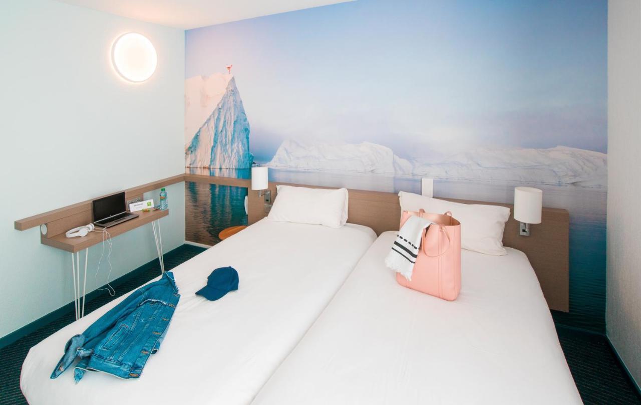 Ibis Styles Toulon Centre Port Hotel Bagian luar foto