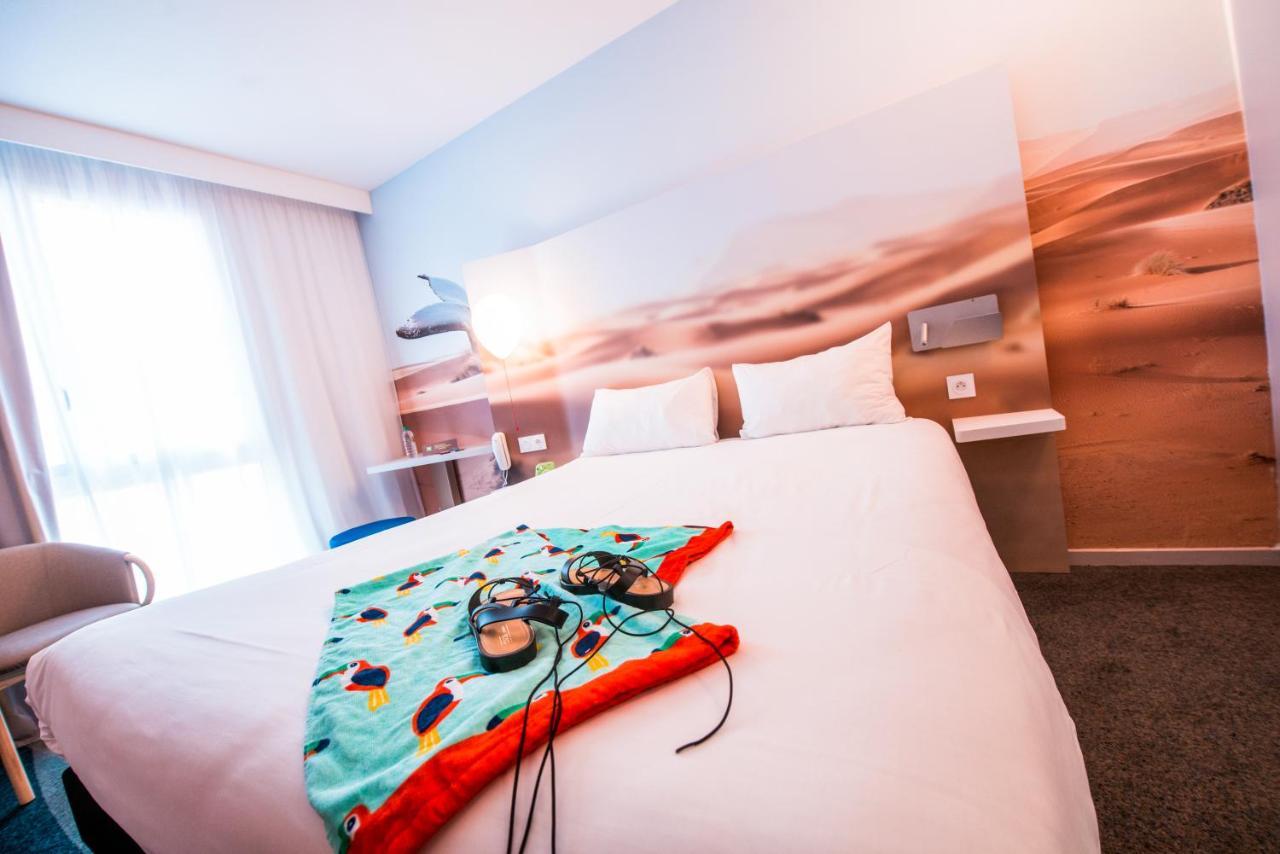 Ibis Styles Toulon Centre Port Hotel Bagian luar foto