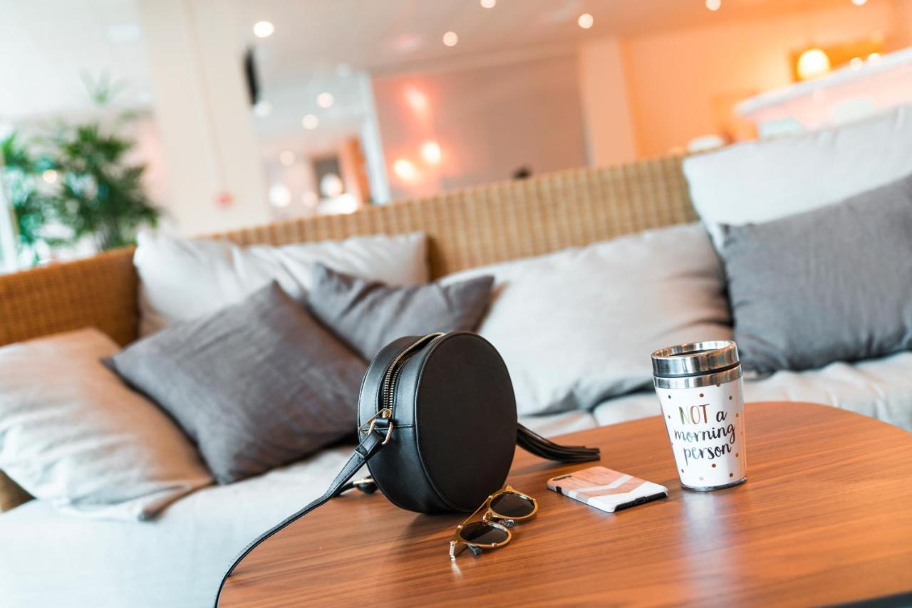 Ibis Styles Toulon Centre Port Hotel Bagian luar foto
