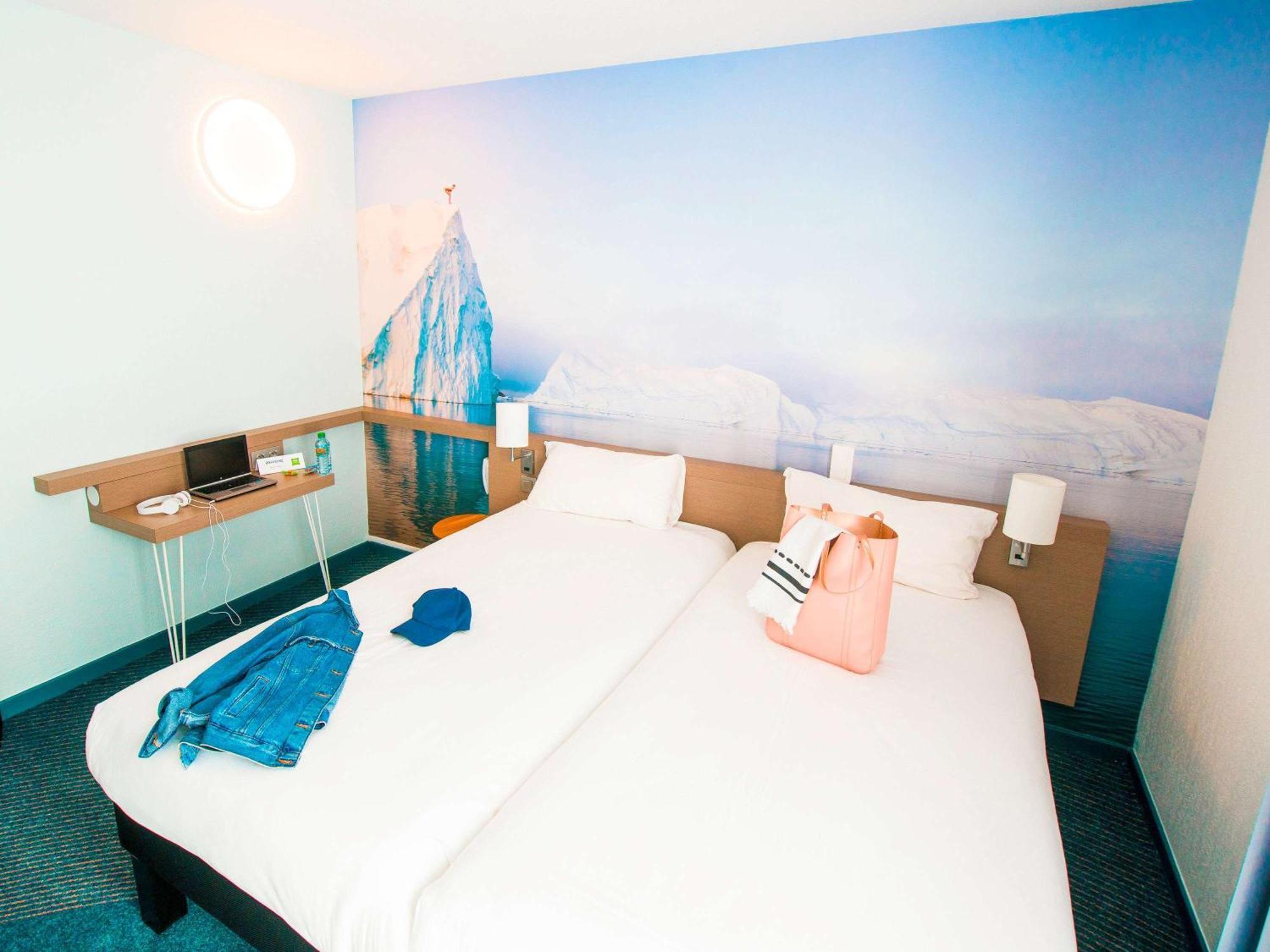 Ibis Styles Toulon Centre Port Hotel Bagian luar foto
